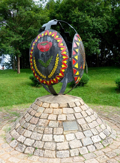 Image - Curitiba, Brazil: Tingui Park Ukrainian memorial.