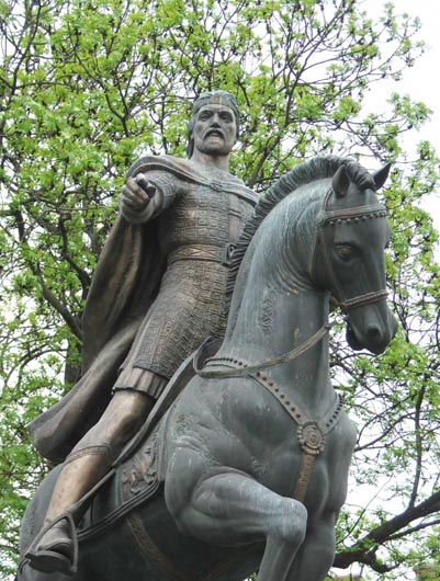 Image -- King Danylo Romanovych monument in Lviv.