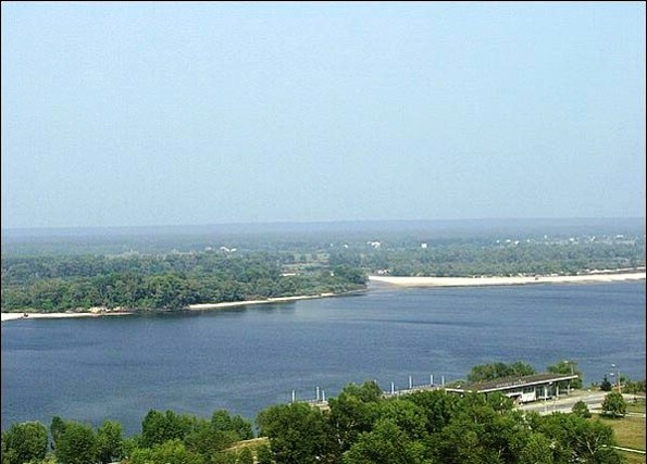 Image -- The Dnieper River near Kaniv.