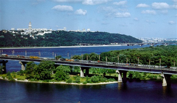 Image - The Dnipro River in Kyiv (panorama of the right bank).