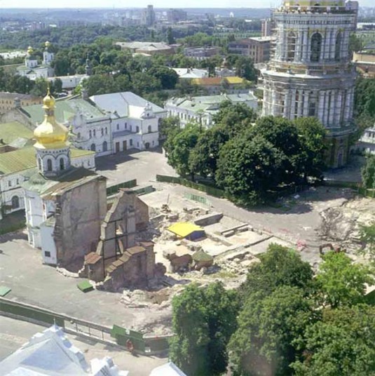 Image - Dormition Cathedral of the Kyivan Cave Monastery before reconstruction (1997).