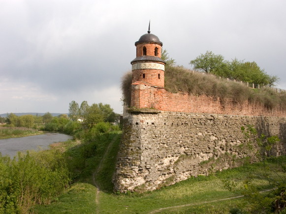Image - The Dubno castle fortifications.