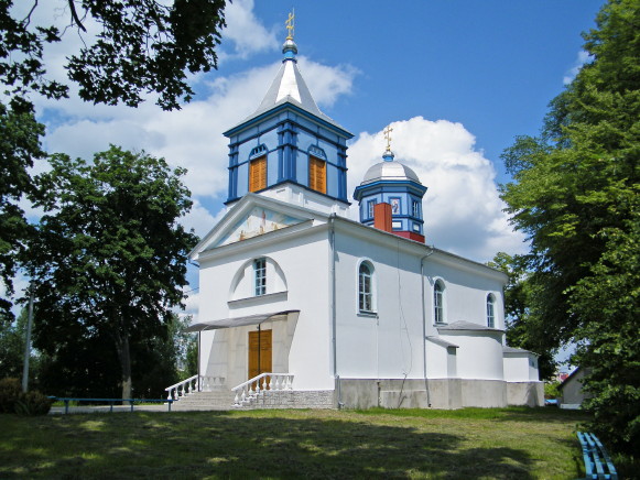 Image -- Dubno: Transfiguration Church (1643).