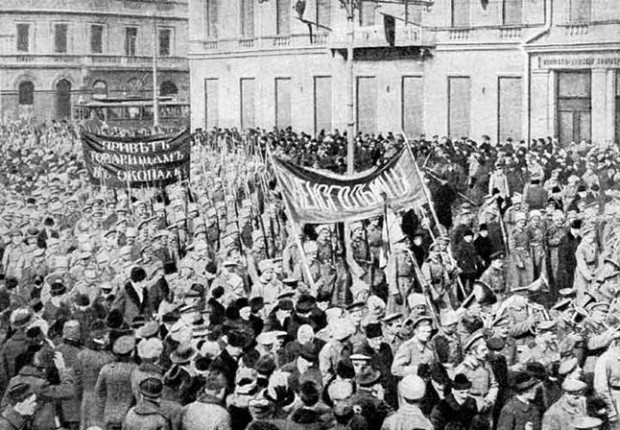Image - The February Revolution of 1917: a demonstration in Petrograd.