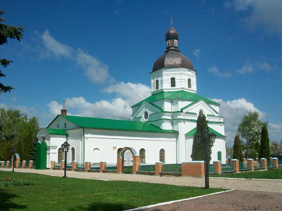 Image -- Hlukhiv: the Transfiguration Church (1765).