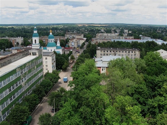 Image -- Hlukhiv: city center (aerial view).