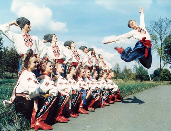 Image - Hopak dancers