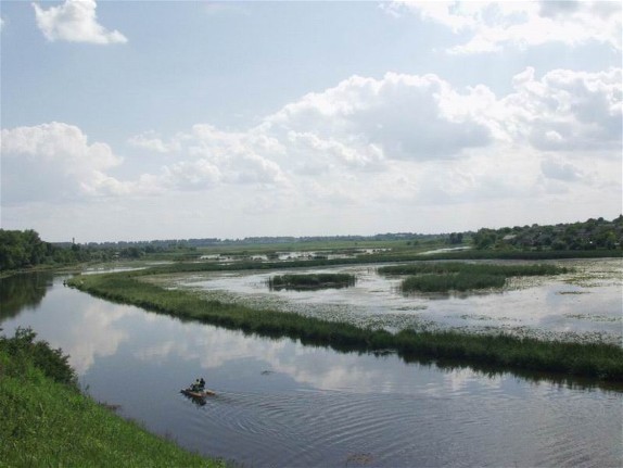 Image - Horyn River in the vicinity of Iziaslav (Zaslav), Khmelnytskyi oblast.