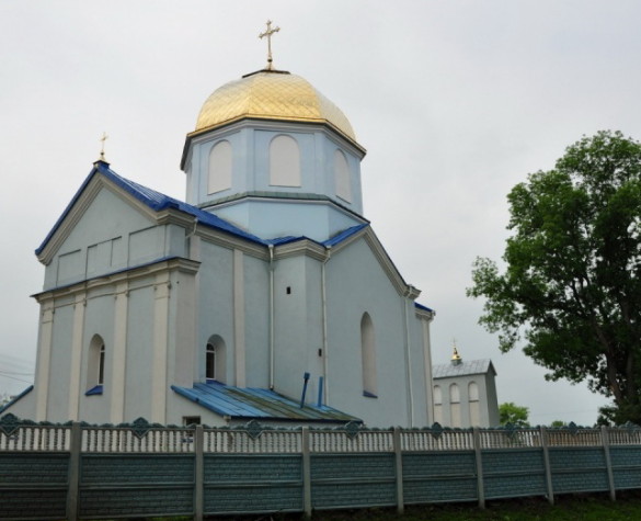 Image -- Hoshcha: Saint Michael's monastery.