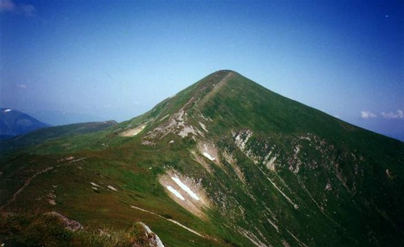 Image - The summit of Mount Hoverlia in Chornohora.
