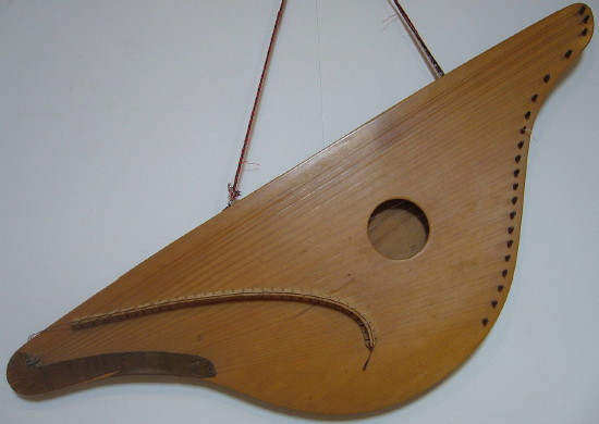 Image - Traditional husli instrument.