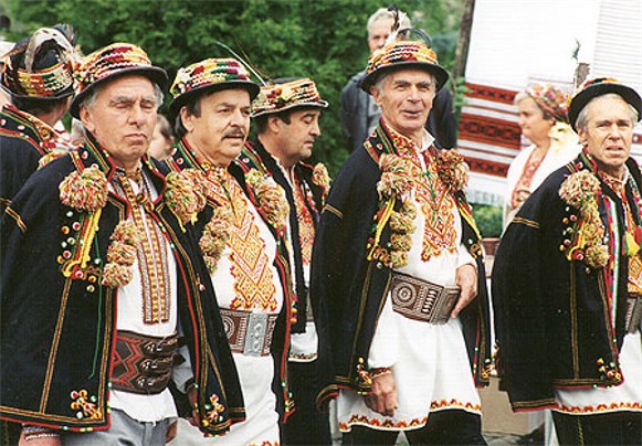 Image - Hutsuls in traditional dress.