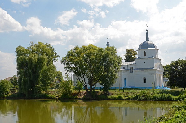 Image - Ichnia: Transfiguration Church.