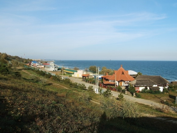 Image -- The Black Sea shore in Illichivsk.