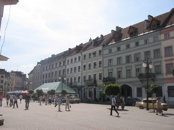 Image - The Market Square in Ivano-Frankivsk.