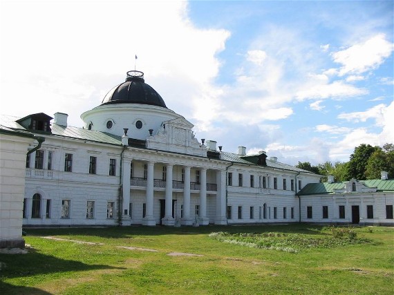 Image - The Kachanivka palace (18th century).
