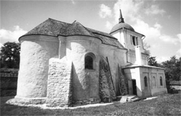 Image -- SS Peter and Paul Ukrainian Orthodox Church (15th-16th century) in Kamianets-Podilskyi.