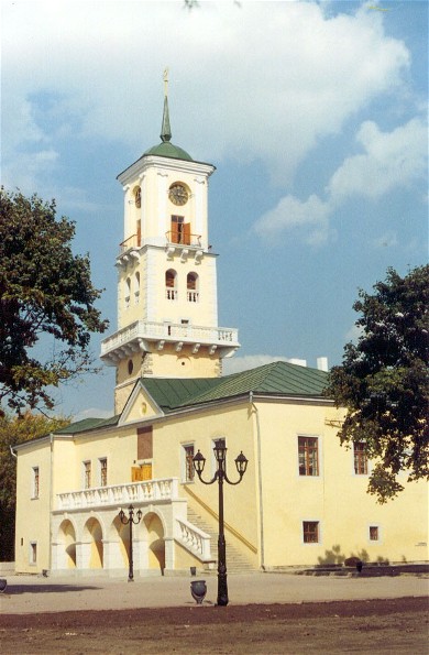 Image -- The town hall in Kamianets-Podilskyi.