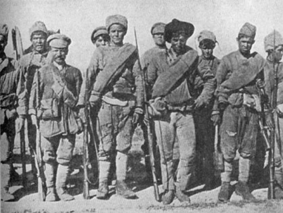 Image - Participants of the Khotyn uprising (1919).
