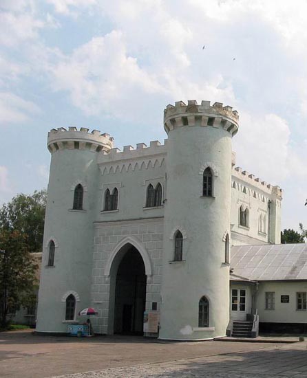 Image -- Korsun-Shevchenkivskyi: the palace gate.