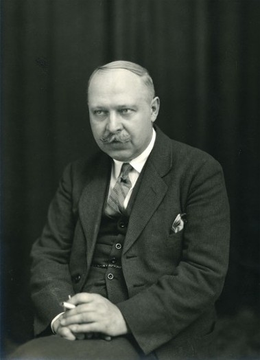 Image - Oleksander Koshyts (1926 photo).