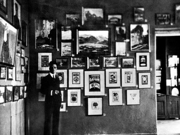 Image - Pavlo Kovzhun at his exhibition