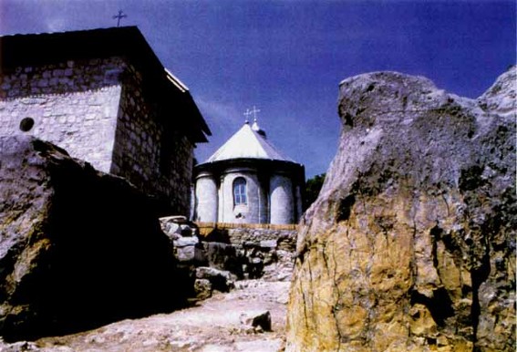 Image - Archeological excavations in Krylos.