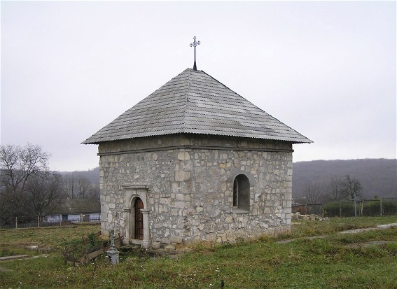 Image - A chapel near the remains of the Dormition Cathedral in Krylos (princely Halych).