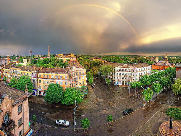 Image -- Kryvyi Rih: city centre.