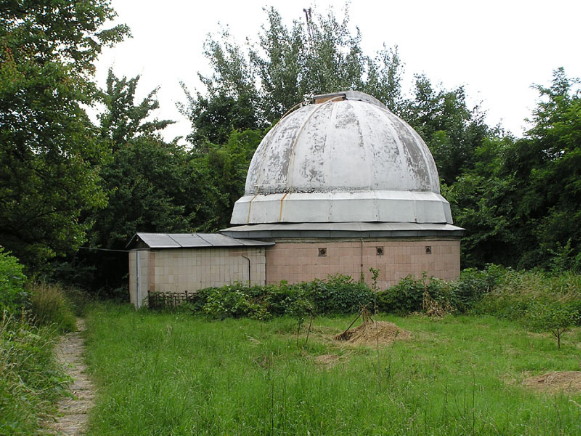 Image -- Kyiv Astronomical Observatory.