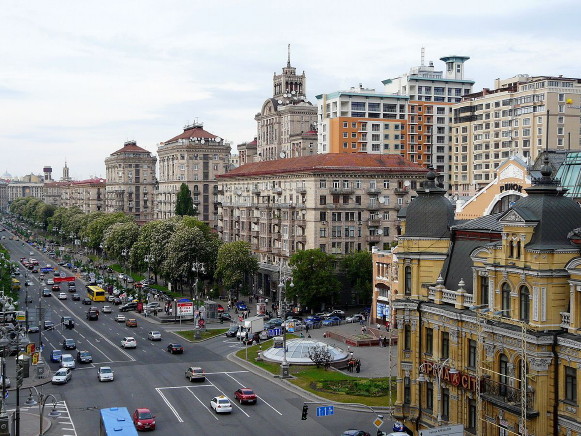 Image - Kyiv: a view of Khreshchatyk.