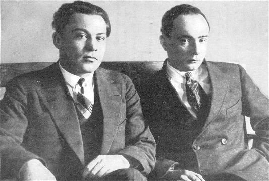 Image - Arkadii Liubchenko and Mykola Bazhan (mid 1920s).