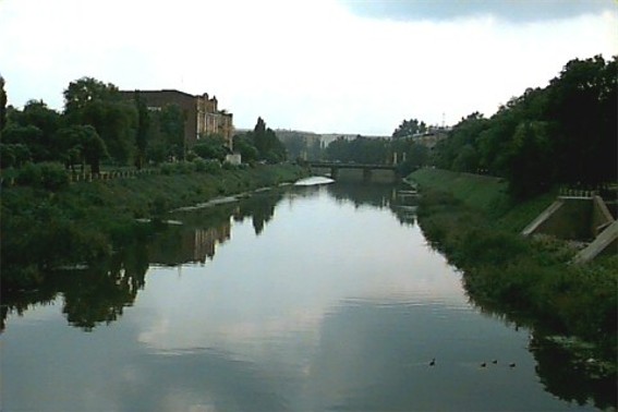 Image - The Lopan River in Kharkiv.