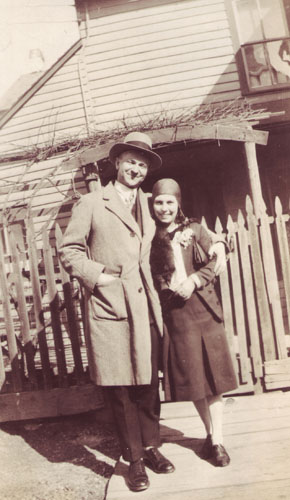 Image - Michael Luchkovich with his wife (ca 1930)