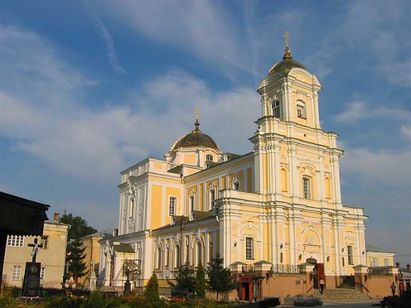 Image -- Lutsk: Holy Trinity Cathedral.