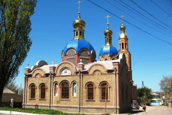 Image - Lutuhyne, Luhansk oblast: Orthodox church.