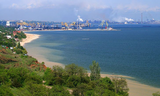 Image - A view of the port of Mariupol.