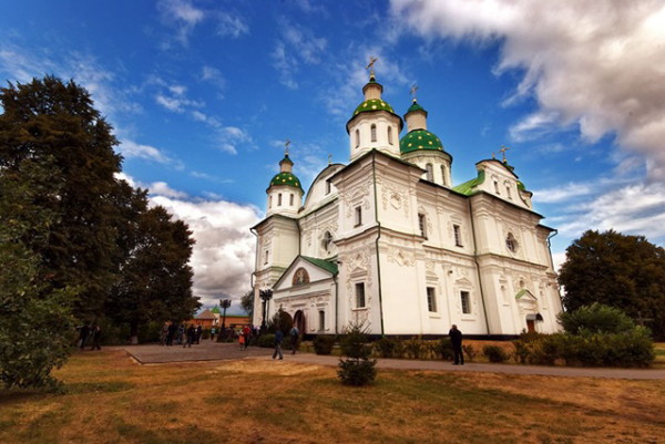 Image - The Transfiguration Cathedral of the Mhar Transfiguration Monastery.