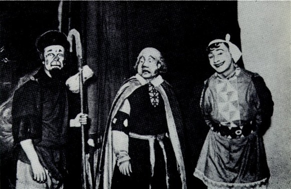 Image - P. Dolyna, O. Yursky, and Les Kurbas in Kurbas's production of F. Grillparzer's Weh dem, der lugt! in Molodyi Teatr (1918).