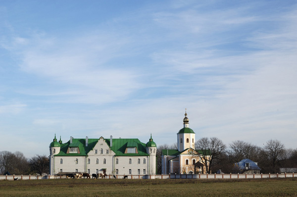 Image -- A panorama of the Motronynskyi Trinity Monastery near Chyhyryn, Cherkasy oblast.