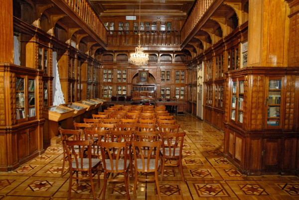 Image - National Museum of Literature of Ukraine (formerly the Galagan College) (interior).