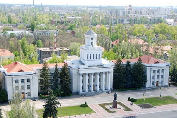 Image - Nova Kakhovka: city center.