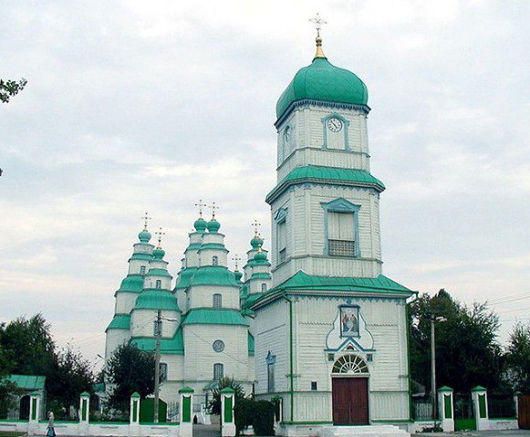 Image -- Novomoskovsk: Trinity Cathedral with belfry.