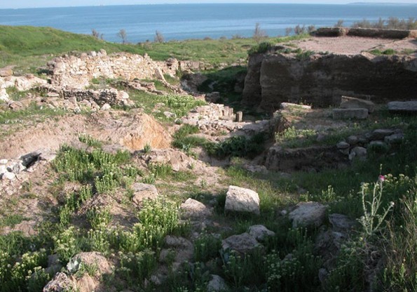 Image -- The ruins of the ancient city of Nymphaeum in the Crimea.