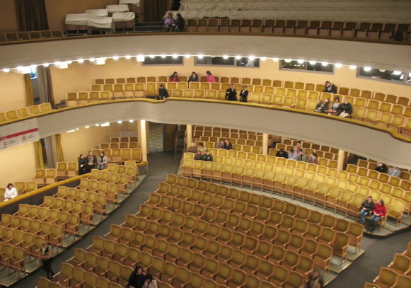 Image -- Odesa Academic Ukrainian Music and Drama Theater (interior).