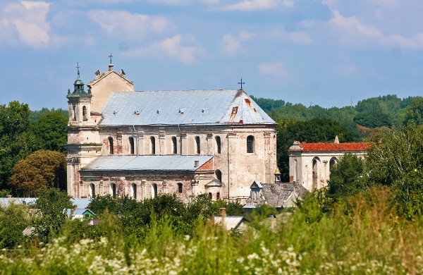 Image - Olyka: The Holy Trinity Roman Catholic Church (1635).