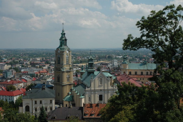 Image -- Peremyshl (Przemysl) (panorama of the city center).