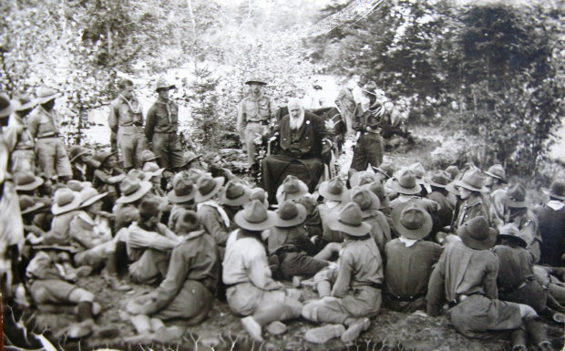 Image - Plast scouts with Metropolitan Andrei Sheptytsky.