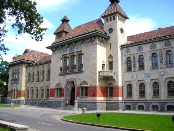 Image -- Poltava Regional Studies Museum