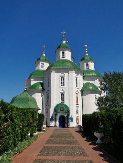 Image - Pryluky: Transfiguration Cathedral (main entrance).